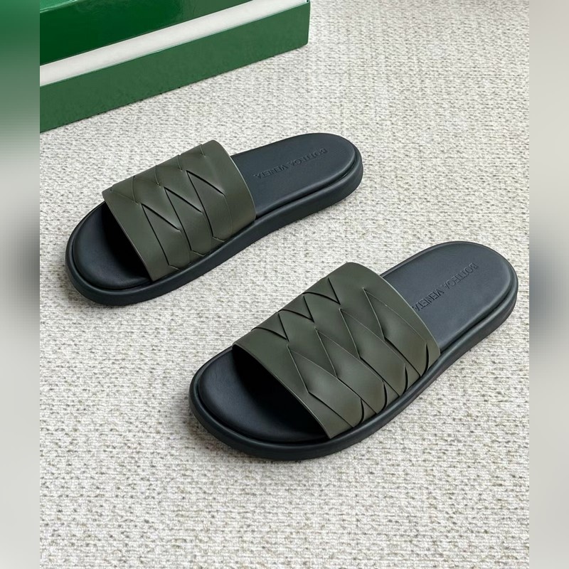 B0TTEGA VENETA (簡稱BV) 男士BAND涼鞋 官網(wǎng)同步 采用進(jìn)口