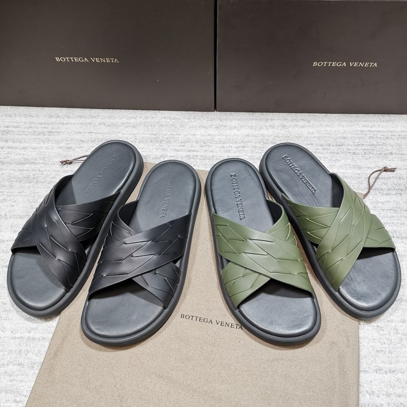 BV 新款涼鞋出貨！Z P 51550  購入 高端精品 意大利小牛皮革穿條匠