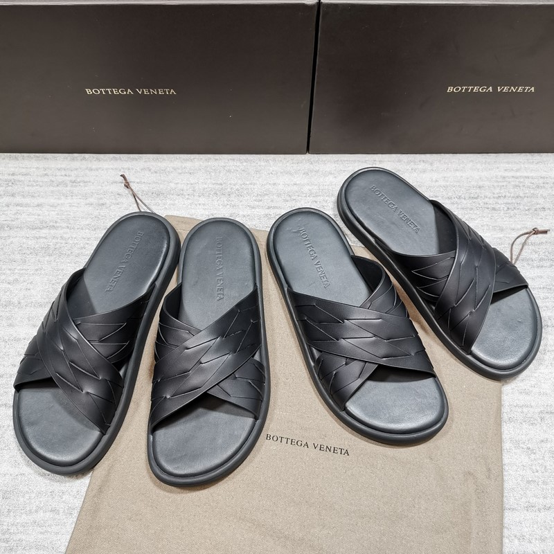 BV 新款涼鞋出貨！Z P 51550  購入 高端精品 意大利小牛皮革穿條匠