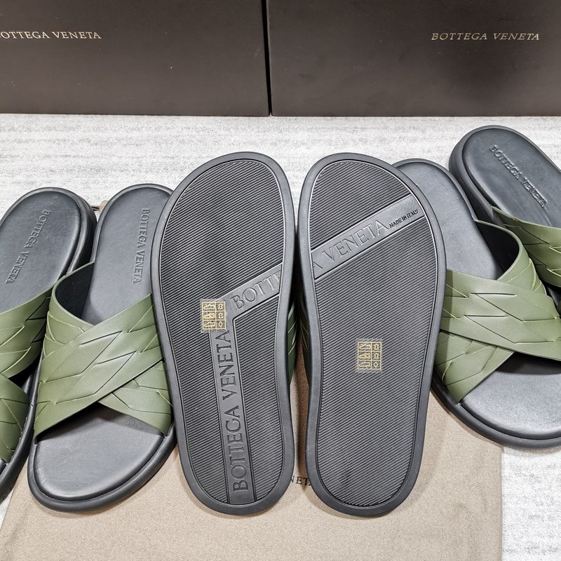 BV 新款涼鞋出貨！Z P 51550  購入 高端精品 意大利小牛皮革穿條匠