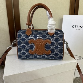 CELINEINE24s春夏新品 CUIR TRIOMPHE牛仔織物牛皮革波士頓