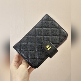 48667 黑金牛！ 款款都是CHANEL櫃上人氣超高的小皮件！