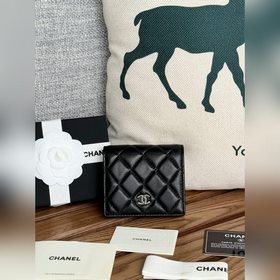 2104新品chanel 對折短錢包到貨 小羊皮制作內裡帶零錢袋 這類錢包超級實