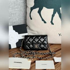 小羊皮Chane新款腰包又一款經典腰包閃亮登場 隻看一眼就愛上了、真的超愛 有沒