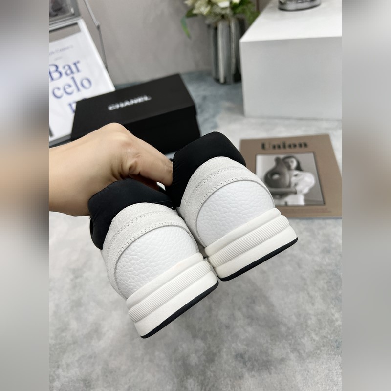 女鞋工廠 香奈兒(Chanel)2026款新色休閑運動鞋，巴黎時裝周(Chan