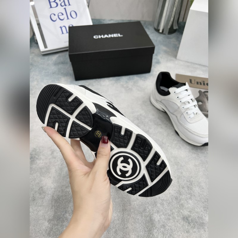 女鞋工廠 香奈兒(Chanel)2026款新色休閑運動鞋，巴黎時裝周(Chan