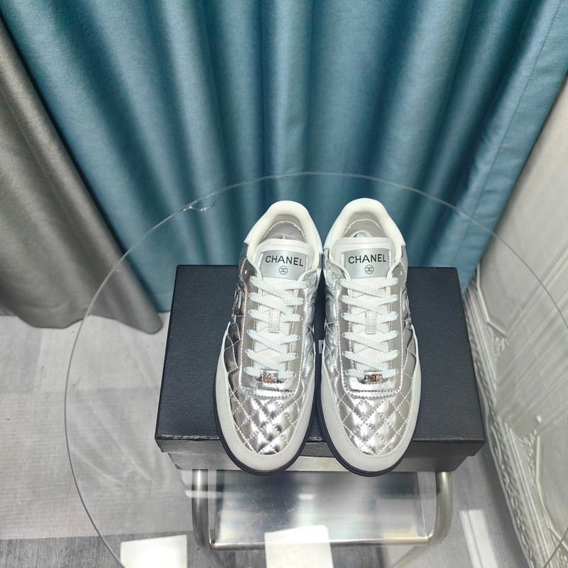 Chanel香奈兒--2026專櫃頂級休閑款運動鞋 這款經(jīng)典設(shè)計 鞋面多種工藝電