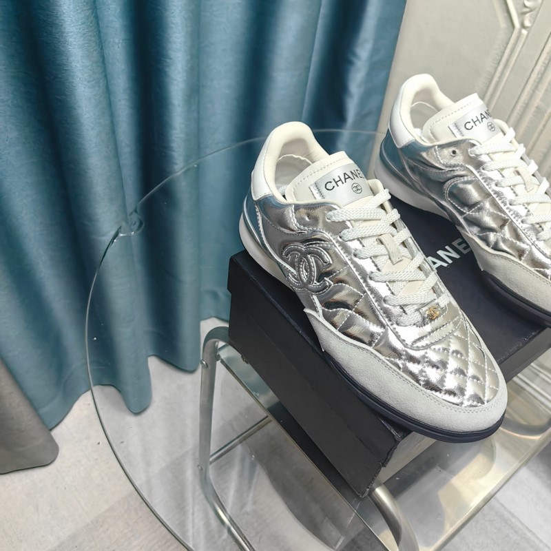 Chanel香奈兒--2026專櫃頂級休閑款運動鞋 這款經(jīng)典設(shè)計 鞋面多種工藝電