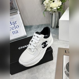 女鞋工廠 香奈兒(Chanel)2026款新色休閑運動鞋，巴黎時裝周(Chan