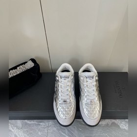 女鞋 女裝 CHANEL 香奈兒最新菱格運動球鞋新色小白鞋 全牛皮皮面 新的配色