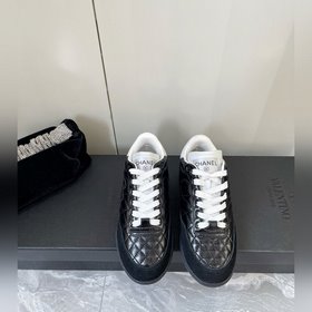 女鞋 女裝 CHANEL 香奈兒最新菱格運動球鞋新色小白鞋 全牛皮皮面 新的配色