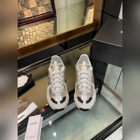 Chanel香奈兒25SS最新款小白鞋 休閑 運動鞋 滑闆鞋 原版購入開發做貨