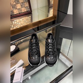 Chanel香奈兒25SS最新款小白鞋 休閑 運動鞋 滑闆鞋 原版購入開發做貨