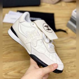 CHANEL官網同步2026新款高版本香奈兒頂級休閑鞋系列，春秋季香家必備爆款，