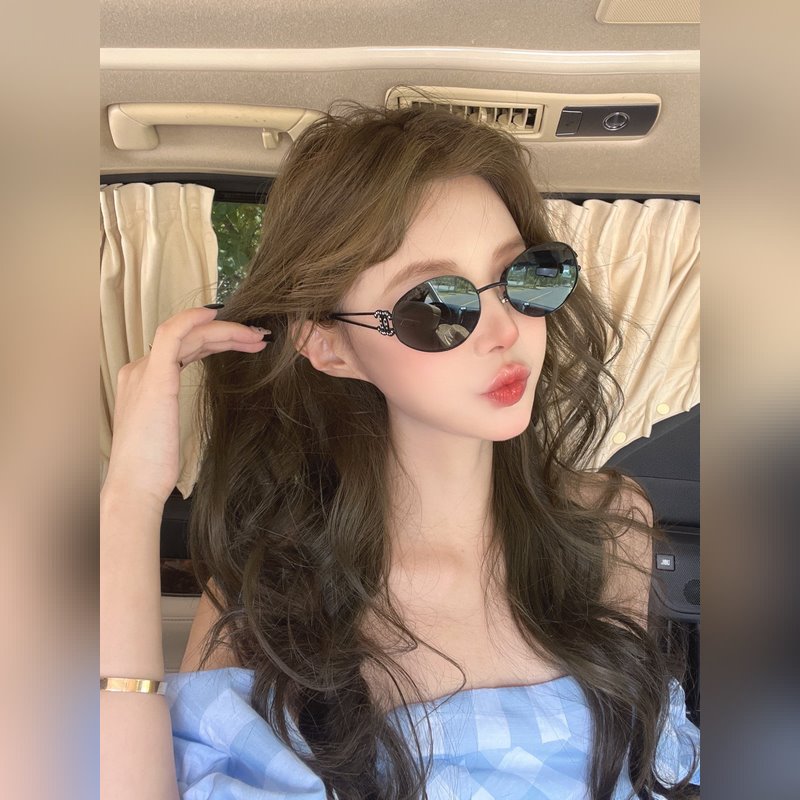 CHANEL 新款 香奶奶 Model ： CH6991 雙C 鏡腿閃鑽logo