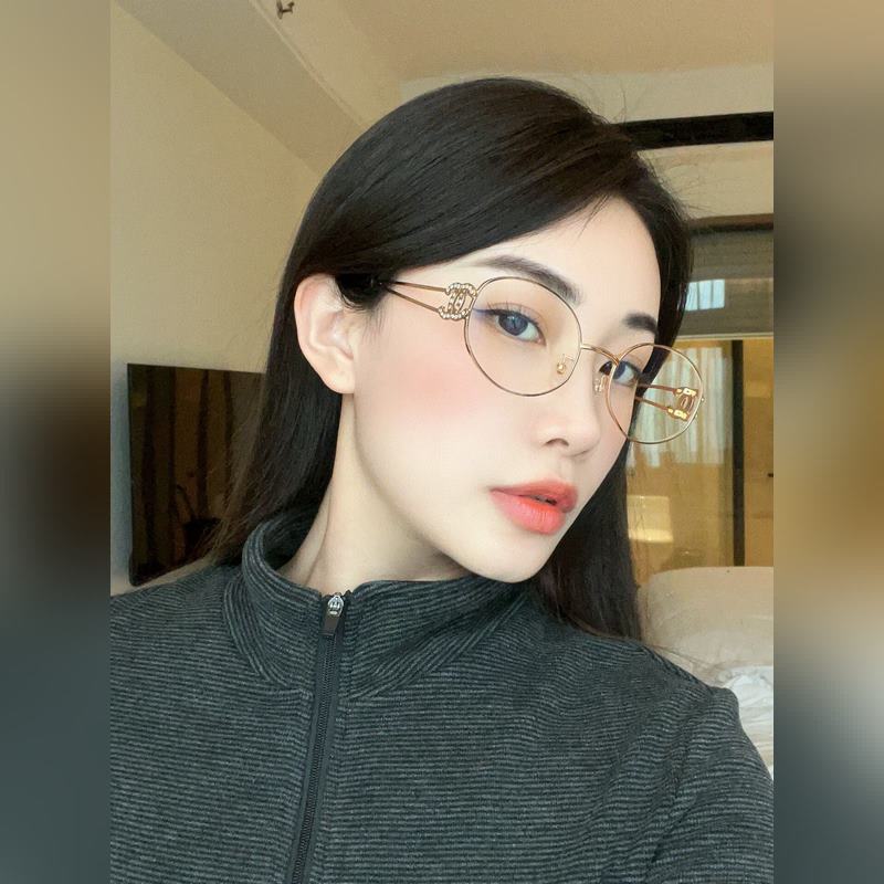 CHANEL 新款 香奶奶 Model ： CH6991 雙C 鏡腿閃鑽logo