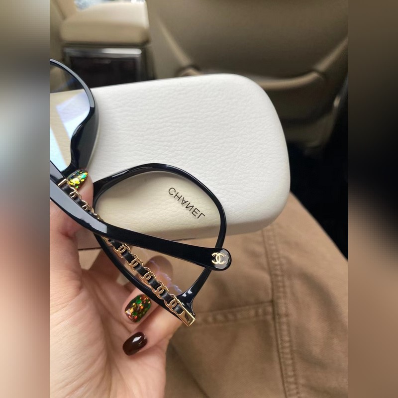 一直在 [CHANEL]香奈兒 CH3408Q標(biāo)志性logo羊皮編織鏡腿 細(xì)框平