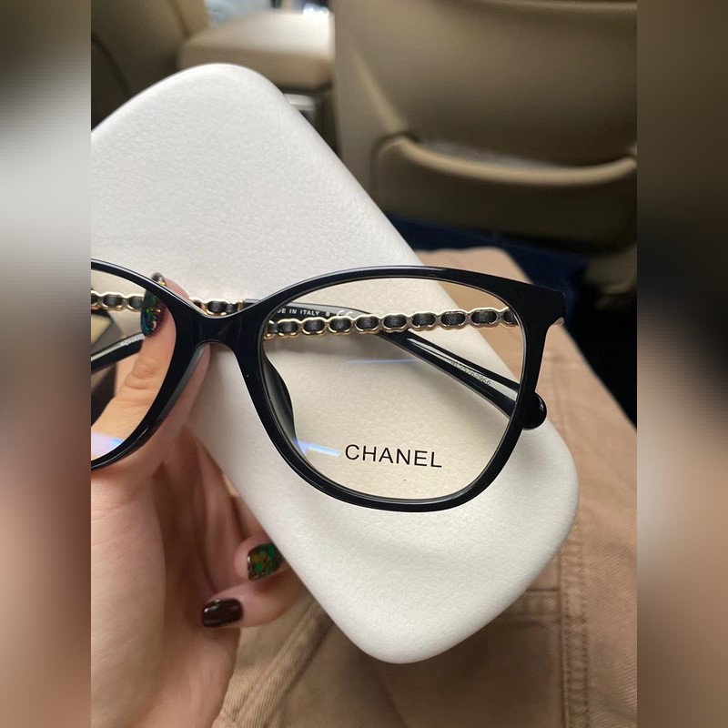 一直在 [CHANEL]香奈兒 CH3408Q標(biāo)志性logo羊皮編織鏡腿 細(xì)框平