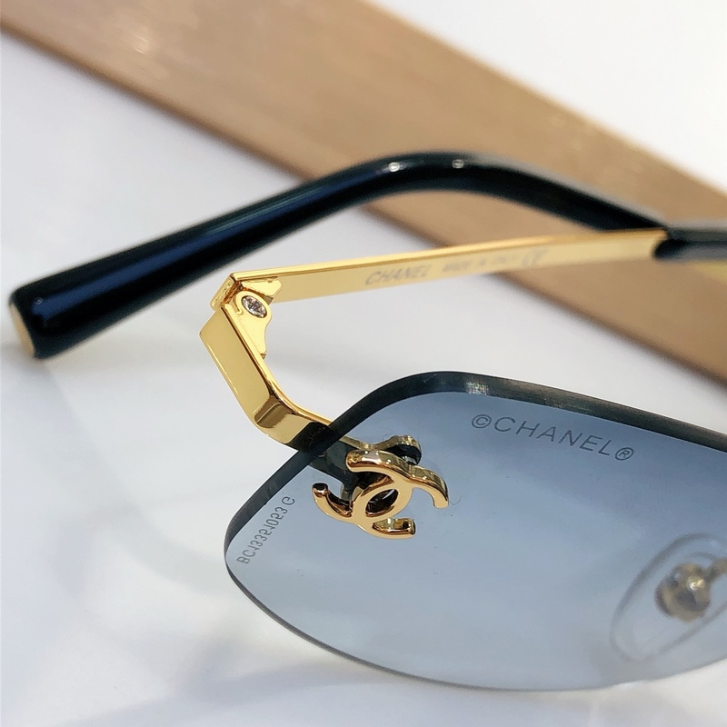 CHANEL MOD：0CH4002 Size：54口18-135