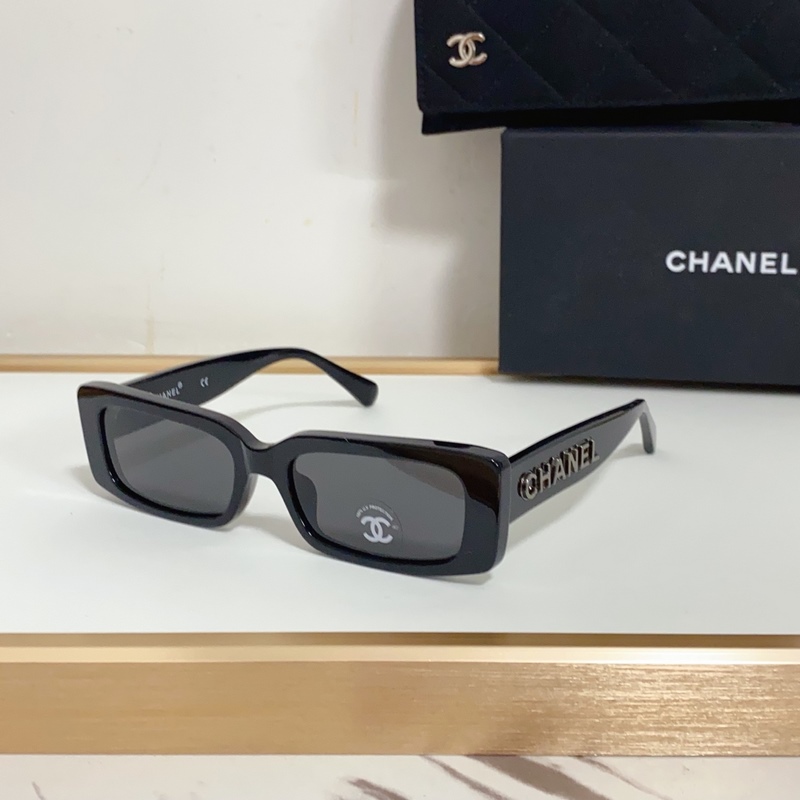 CHANEL 權(quán)志龍同款 MOD：71473 Size：54口18-145