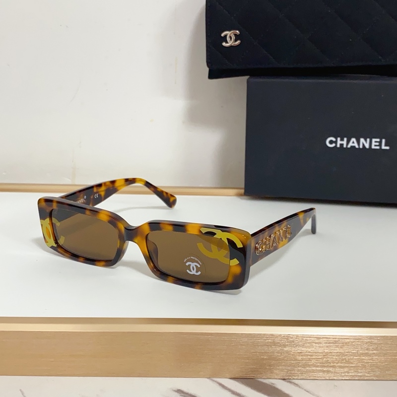 CHANEL 權(quán)志龍同款 MOD：71473 Size：54口18-145