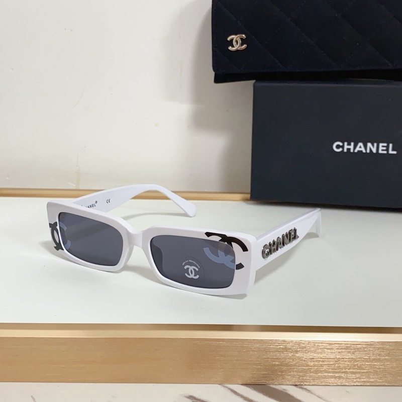 CHANEL 權(quán)志龍同款 MOD：71473 Size：54口18-145