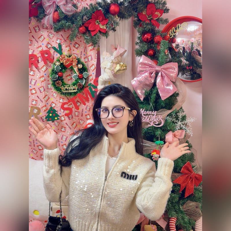 CHANEL 新款 香奶奶 Model ： CH7985 金屬logo設計 日常