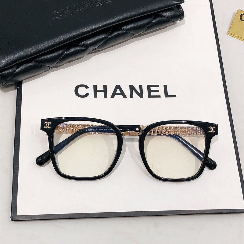 CHANEL 新款 香奶奶 Model ： CH7985 金屬logo設計 日常