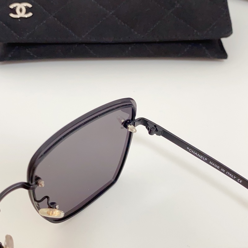ChANEL香奶奶切邊設計 Model：CH5198 Size：62-16-14