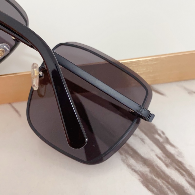 ChANEL香奶奶切邊設計 Model：CH5198 Size：62-16-14