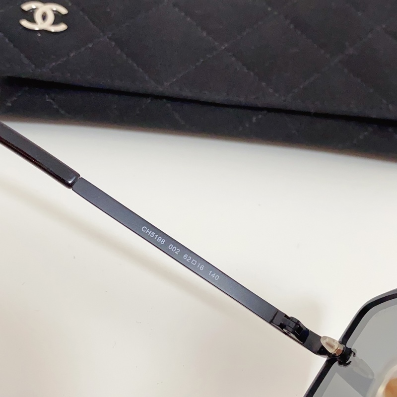 ChANEL香奶奶切邊設計 Model：CH5198 Size：62-16-14