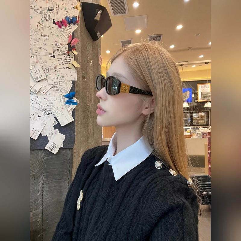 CHANEL 磨砂五金更有質(zhì)感 MODEL：C74573S SIZE：52口18