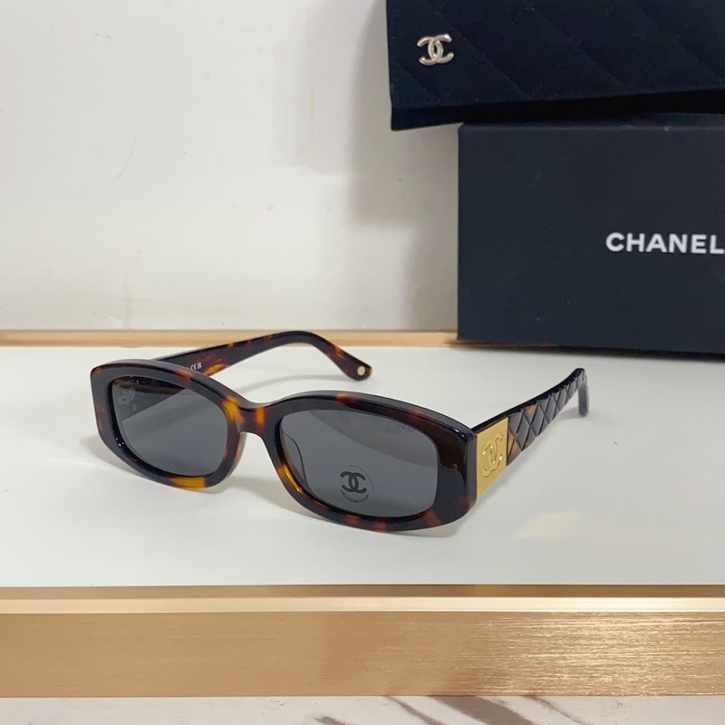 CHANEL 磨砂五金更有質感 MODEL：C74573S SIZE：52口18