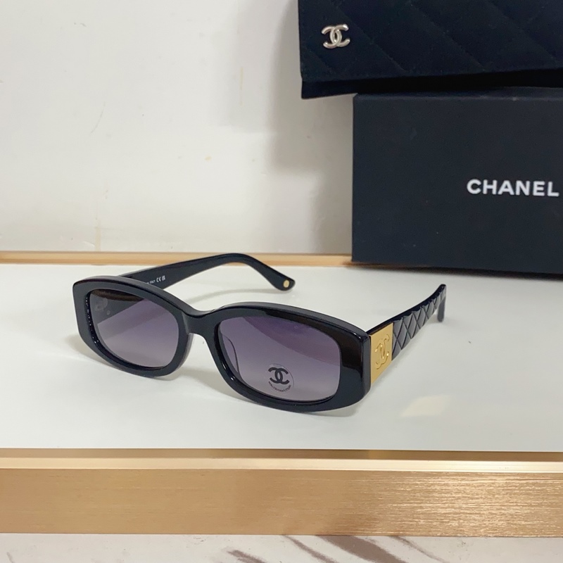 CHANEL 磨砂五金更有質感 MODEL：C74573S SIZE：52口18