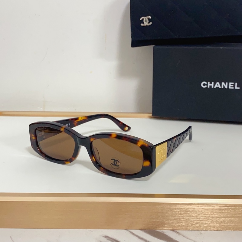 CHANEL 磨砂五金更有質感 MODEL：C74573S SIZE：52口18