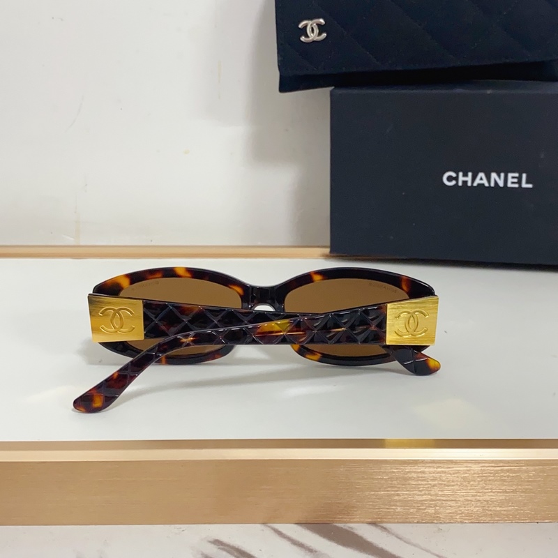 CHANEL 磨砂五金更有質感 MODEL：C74573S SIZE：52口18