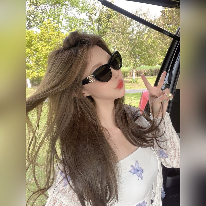 CHANEL 新款 香奶奶 Model ： ch6990 雙C 鏡腿閃鑽logo