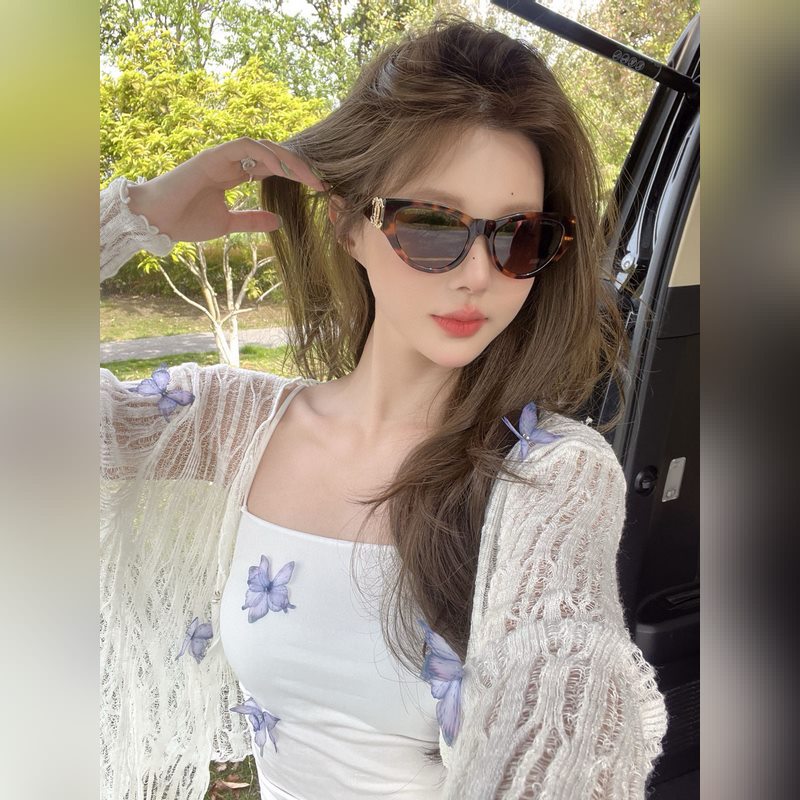 CHANEL 新款 香奶奶 Model ： ch6990 雙C 鏡腿閃鑽logo