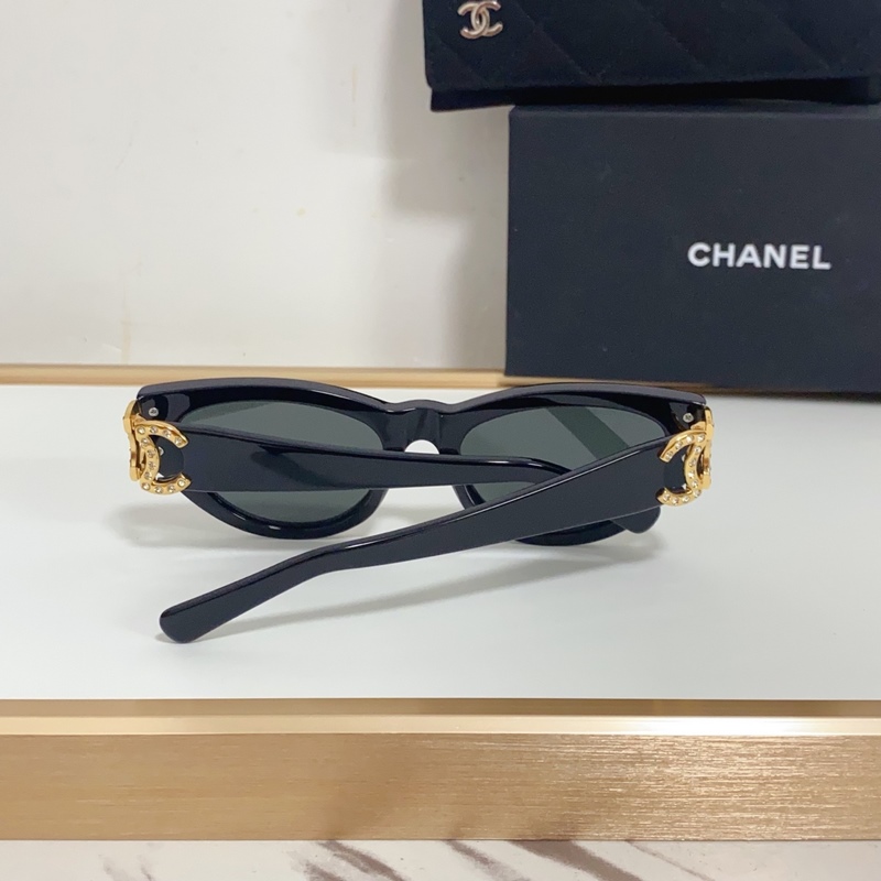 CHANEL 新款 香奶奶 Model ： ch6990 雙C 鏡腿閃鑽logo