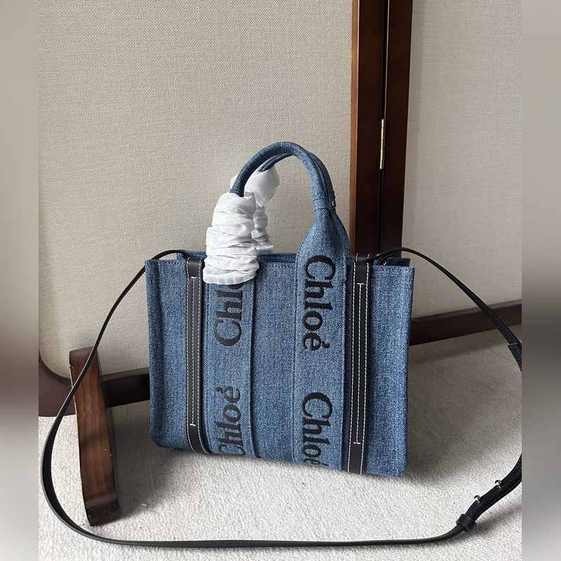 Chloé Woody Tote Bag 小號帥氣牛仔面料 平常出門時總是會需要