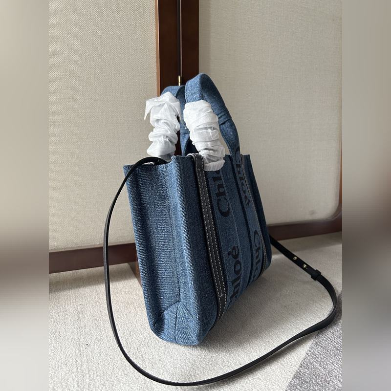 Chloé Woody Tote Bag 小號帥氣牛仔面料 平常出門時總是會需要