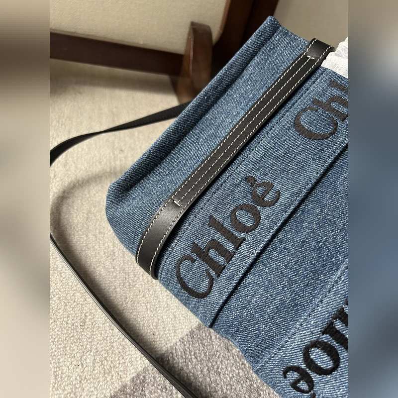 Chloé Woody Tote Bag 小號帥氣牛仔面料 平常出門時總是會需要