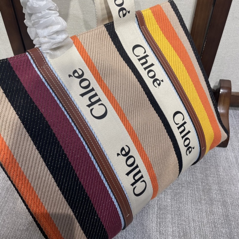 大號 彩虹 配色 2026年新款Chloe彩虹 Woody托特-新成員來報道！！