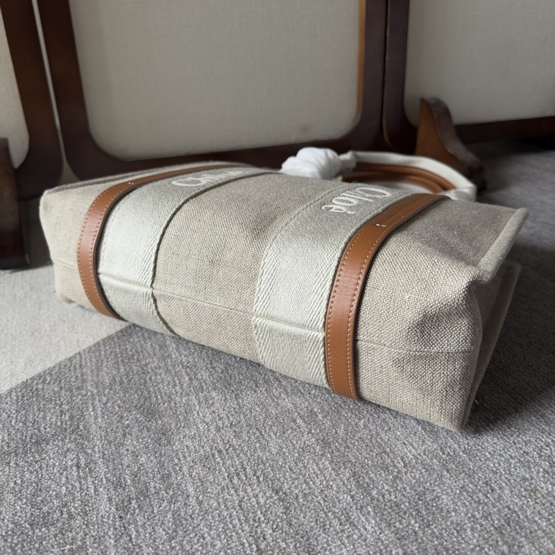 中號      Chloe 新品23Woody Family 托特包