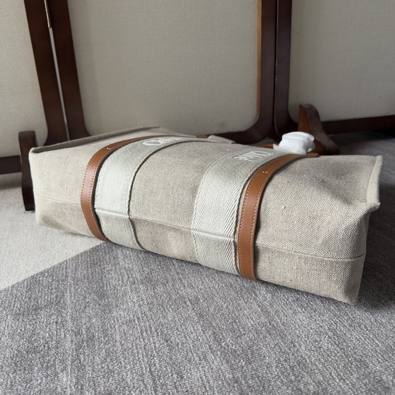 大號      Chloe 新品23Woody Family 托特包