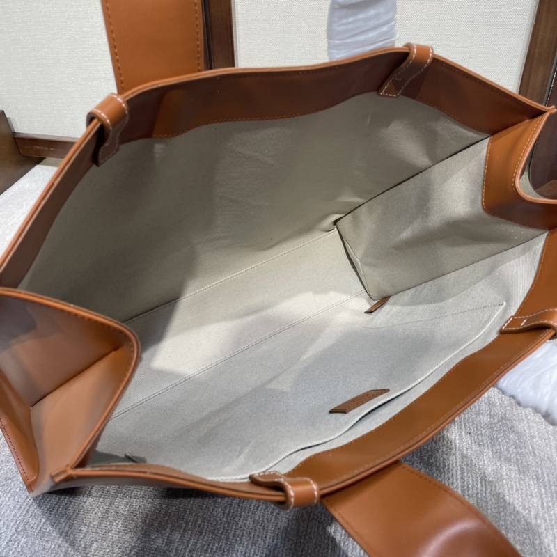 Chloe22S Woody全皮質(zhì)、優(yōu)雅質(zhì)感托特包絕絕子！！Woody系列本季最