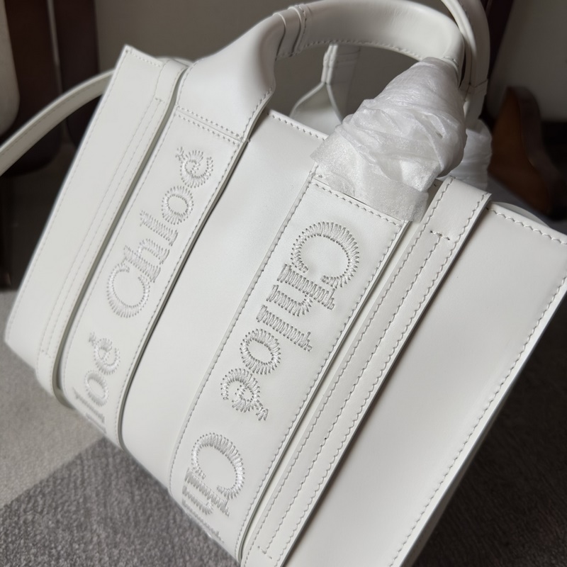 上新 ！Chloe22S Woody全皮質、優雅質感托特包絕絕子！！Woody系