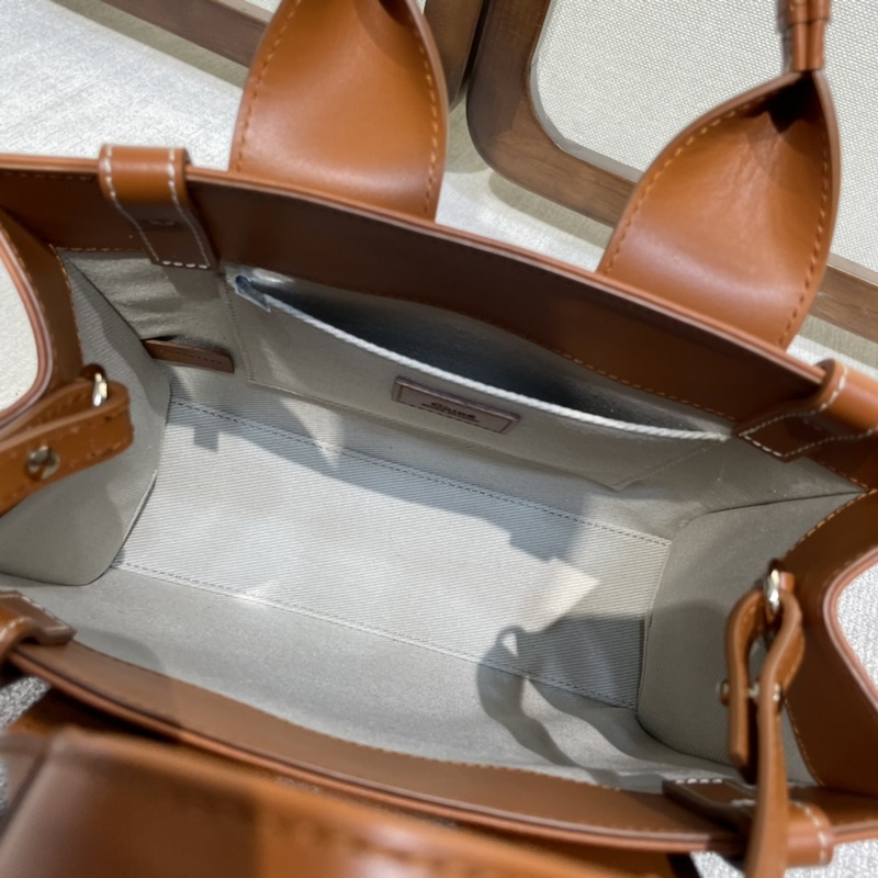 上新 ！Chloe22S Woody全皮質、優雅質感托特包絕絕子！！Woody系