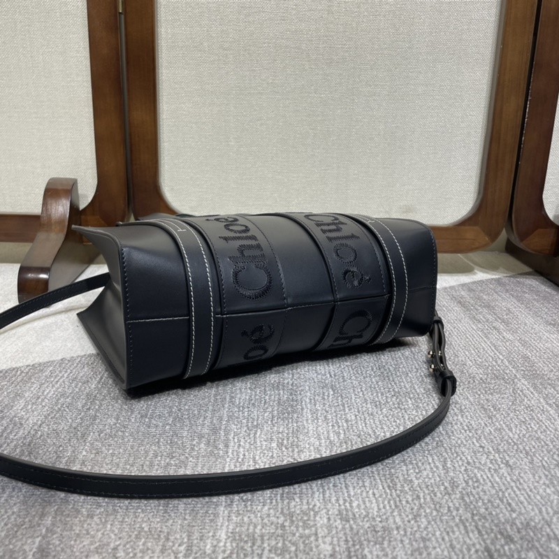 上新 ！Chloe22S Woody全皮質(zhì)、優(yōu)雅質(zhì)感托特包絕絕子！！Woody系