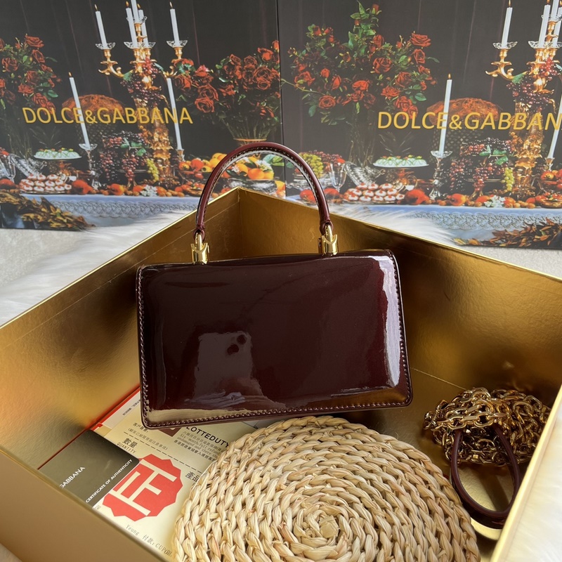 [Dolce & Gabbana 杜嘉班納] 新款。款號：9111漆皮 原單 細